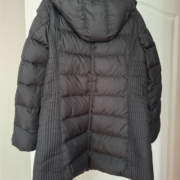 Burberry puffer with hood - Picture 2 of 4